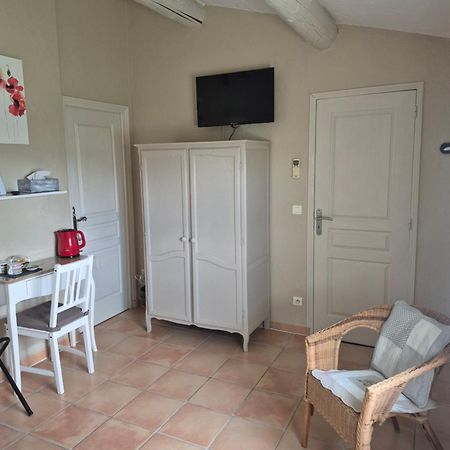 Mas Clement - Chambre et table d'hôtes LʼIsle-sur-la-Sorgue Exterior foto